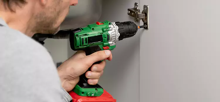 Commercial Door Hinge Repair St. Andrews