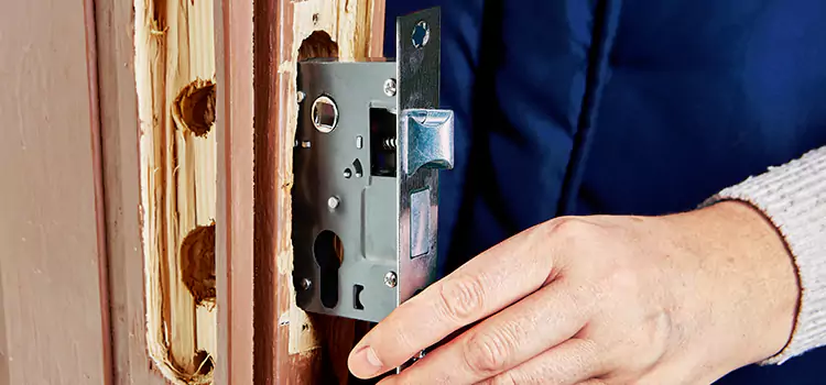 Garage Door Lock Replacement St. Andrews